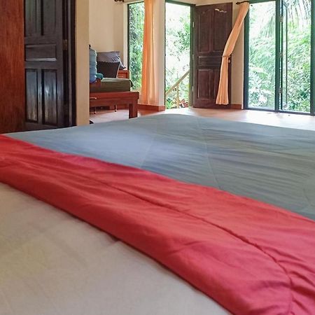 Shanti Toya Ashram Mambal Экстерьер фото