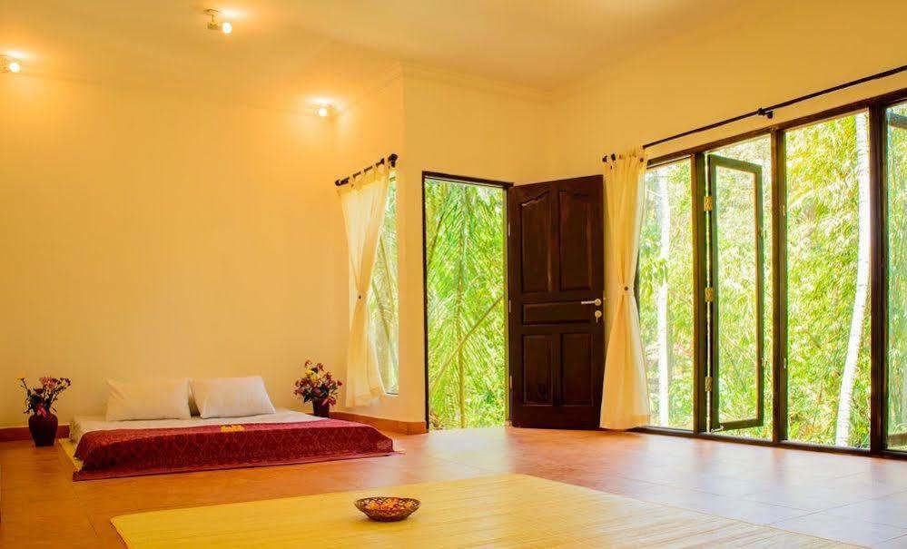 Shanti Toya Ashram Mambal Экстерьер фото