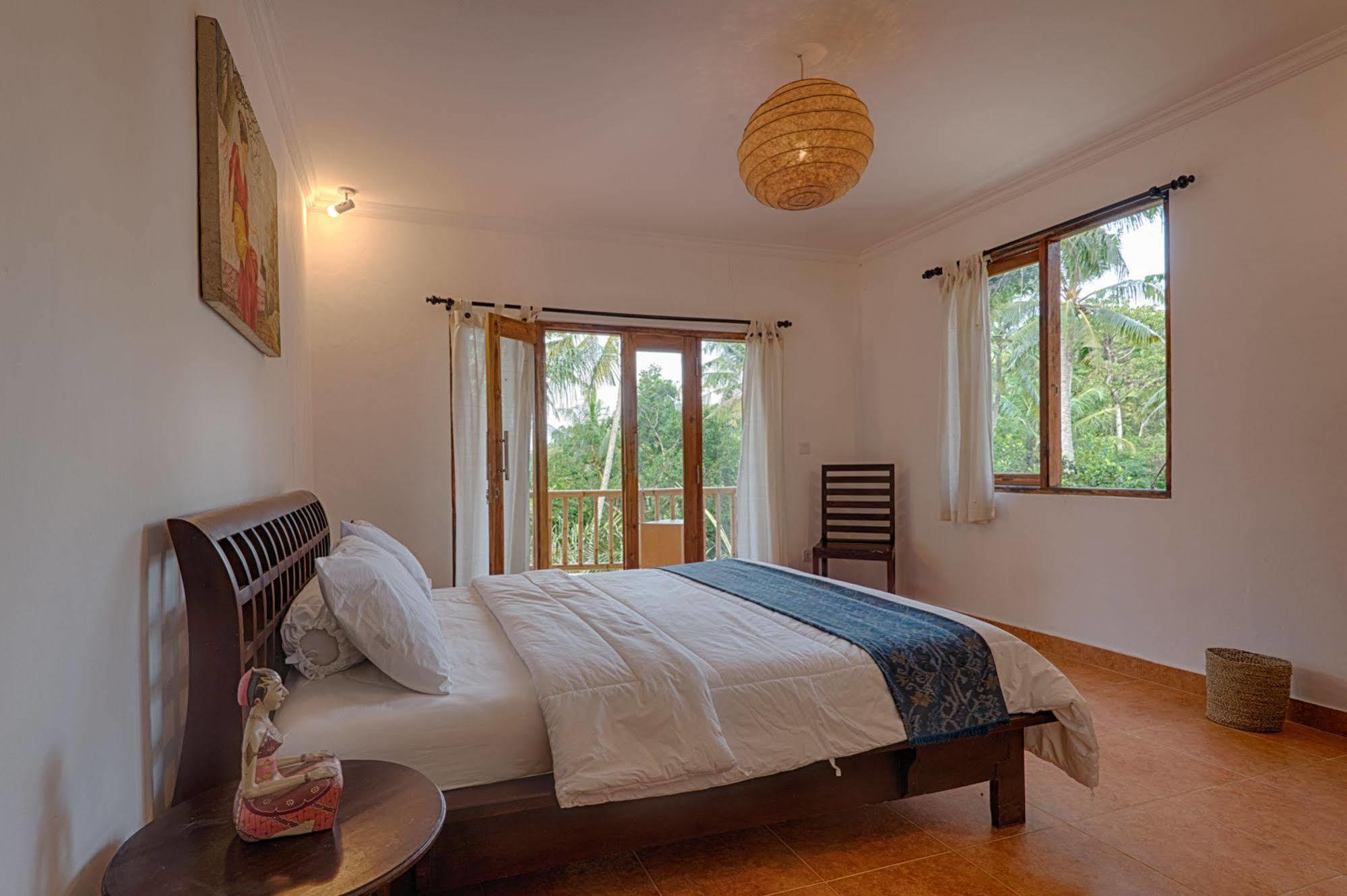 Shanti Toya Ashram Mambal Экстерьер фото